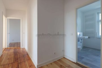 Exclusive mandate | Refurbished MFH near Berlin and Potsdam - Wohnung Flur (25734)