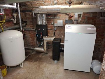 Exklusivauftrag | Top-gepflegter, größtenteils sanierter Eckaltbau in Leipzig - Heizung (25352)