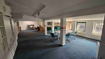 Exklusivauftrag | Zentrumsnahes Gewerbeensemble - Büro (24302)