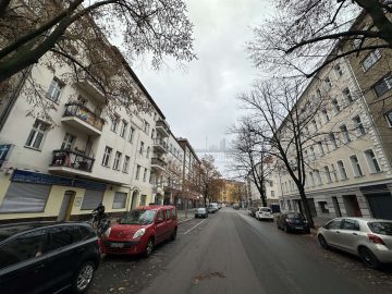 IST-Rendite 6,16%: Größtenteils modernisiertes WGH in Berlin-Mitte - Umfeld (24885)