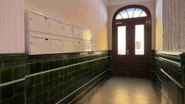 Well-maintained apartment on the border to Prenzlauer Berg - Hauseingang (25064)