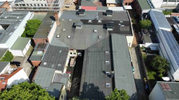 Exclusive contract | Commercial ensemble close to the city center - Front (24596)