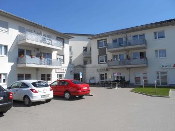 6,6% Rendite | 1.322 €/m²: Neuwertiges Wohn- u. Geschäftshaus - 06 (24403)