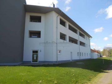 6,6% Rendite | 1.322 €/m²: Neuwertiges Wohn- u. Geschäftshaus - 11 (24407)