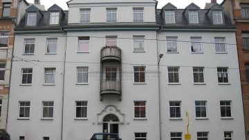 Gepflegtes Mehrfamilienhaus in Plauen - Frontbild ABS 96-98. (24275)