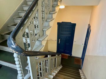 Actual yield 6.16%: Largely modernized apartment building in Berlin-Mitte - Treppenaufgang (24900)