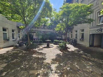 Exklusivauftrag | Saniertes MFH mit zahlreichen Altbaudetails - Hof (24387)