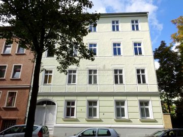 Solides MFH mit Ausbaupotential - Titel (24283)